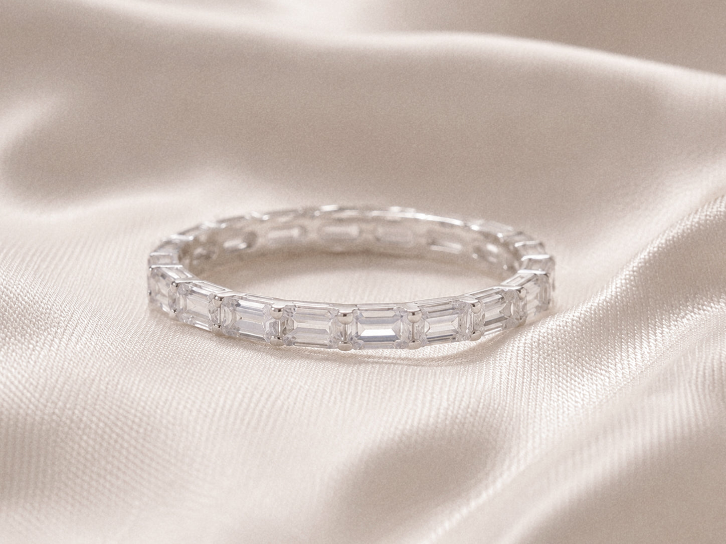 Emerald Eternity Band